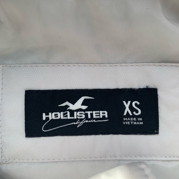 Hollister Light Grey Vest - Picture 4 of 9